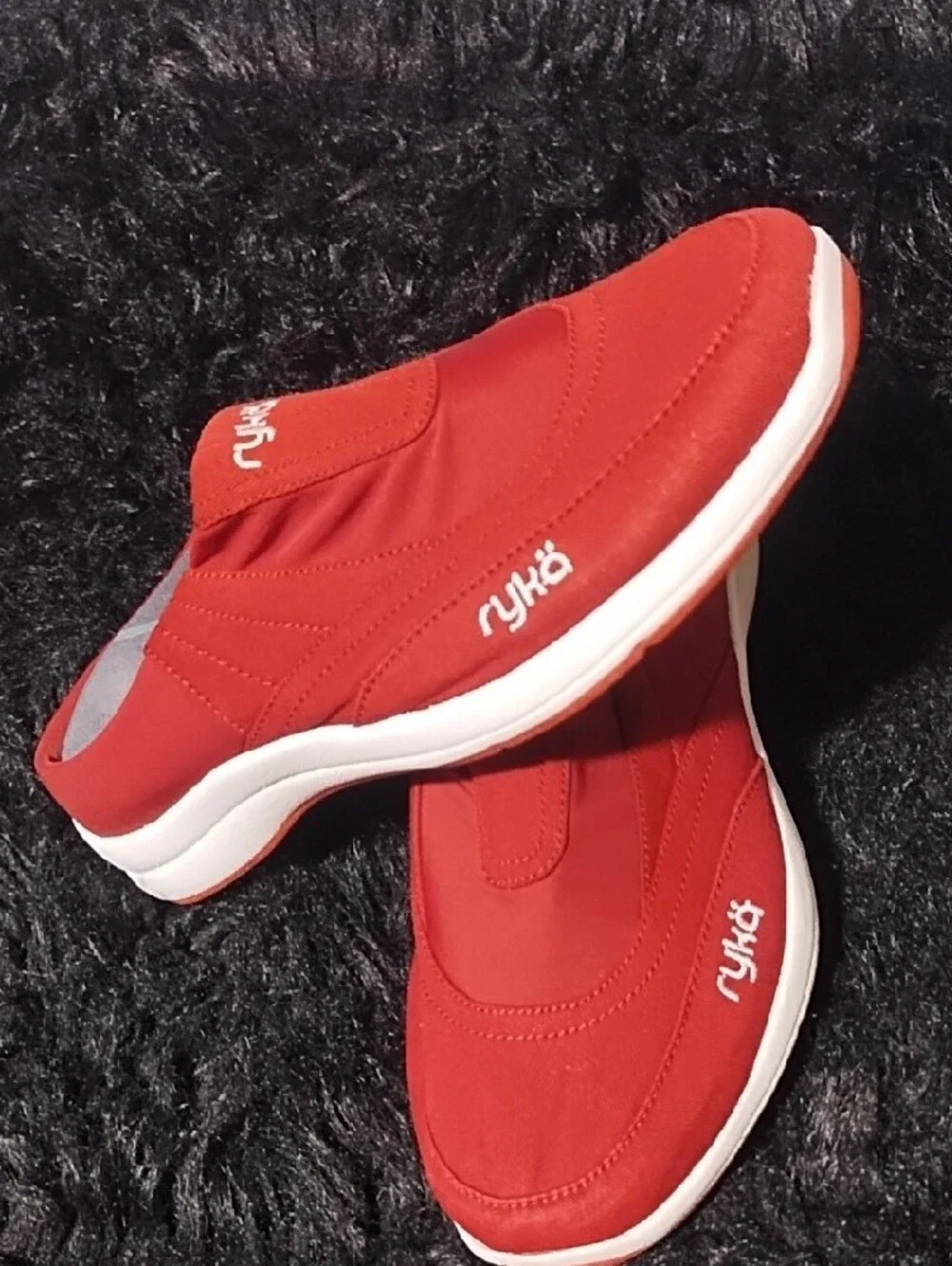 Ryka VGC Women's Red Slip-On Sneakers Size 6 Orthaheel.